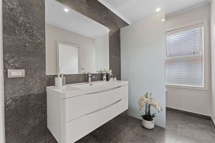 3 Giarni Place Karaka_19