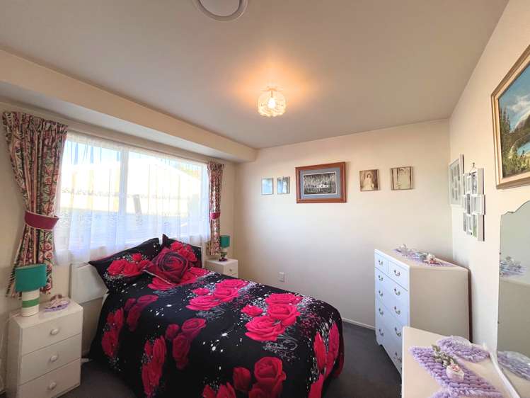 27 Avenal Street Avenal_9