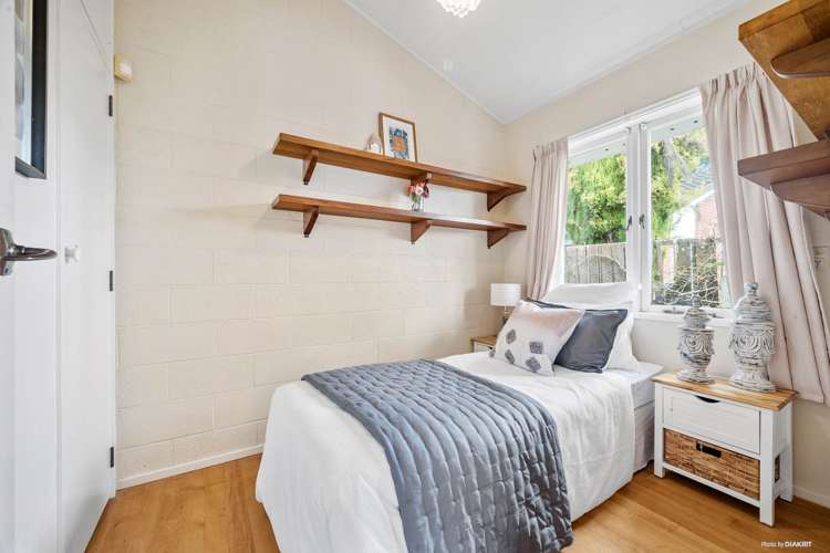 2/51 Ocean View Road Hillcrest_10