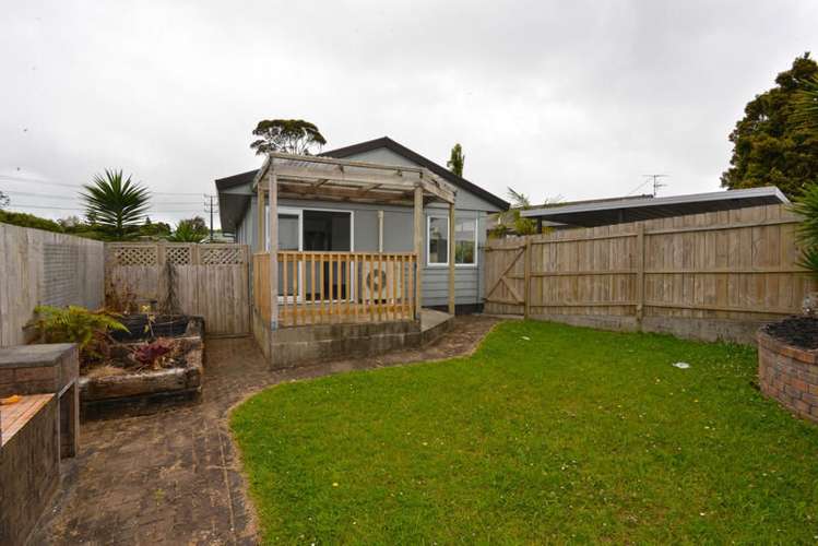 47 Meadowvale Rise Titirangi_11
