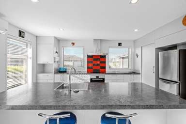 1 Hyde Place_1