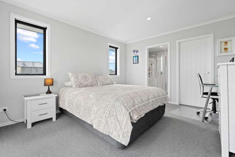 1 Mitre Way Solway_9