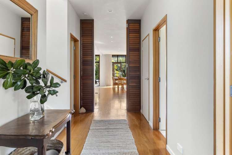 21 Hamana Street Narrow Neck_9