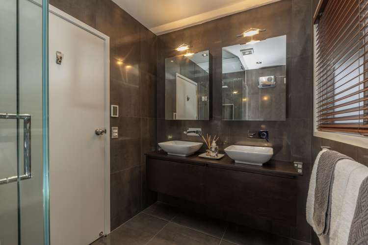 11 Halsey Drive Lynfield_24