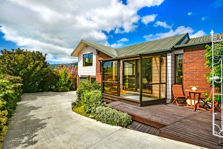 5 Avoca Valley Road Heathcote Valley_15