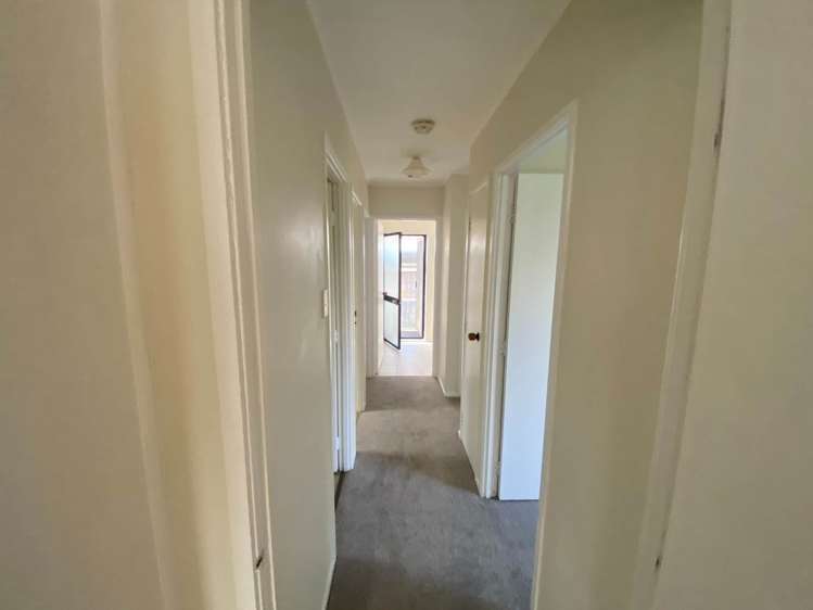 1/14 Compass Place Te Atatu Peninsula_7