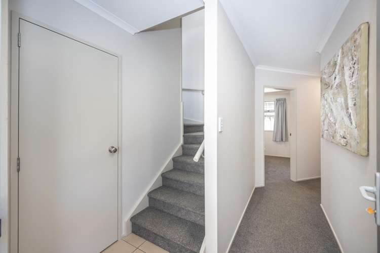 2/9 Beatty Street Melville_17