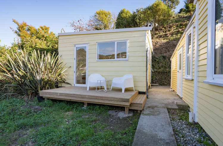 136 Saint Vincent Street Toi Toi_19