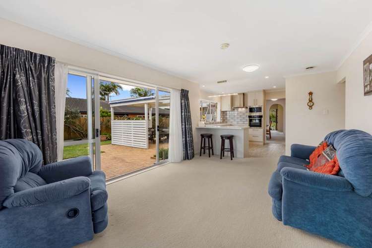 17 John Lister Close Golflands_12