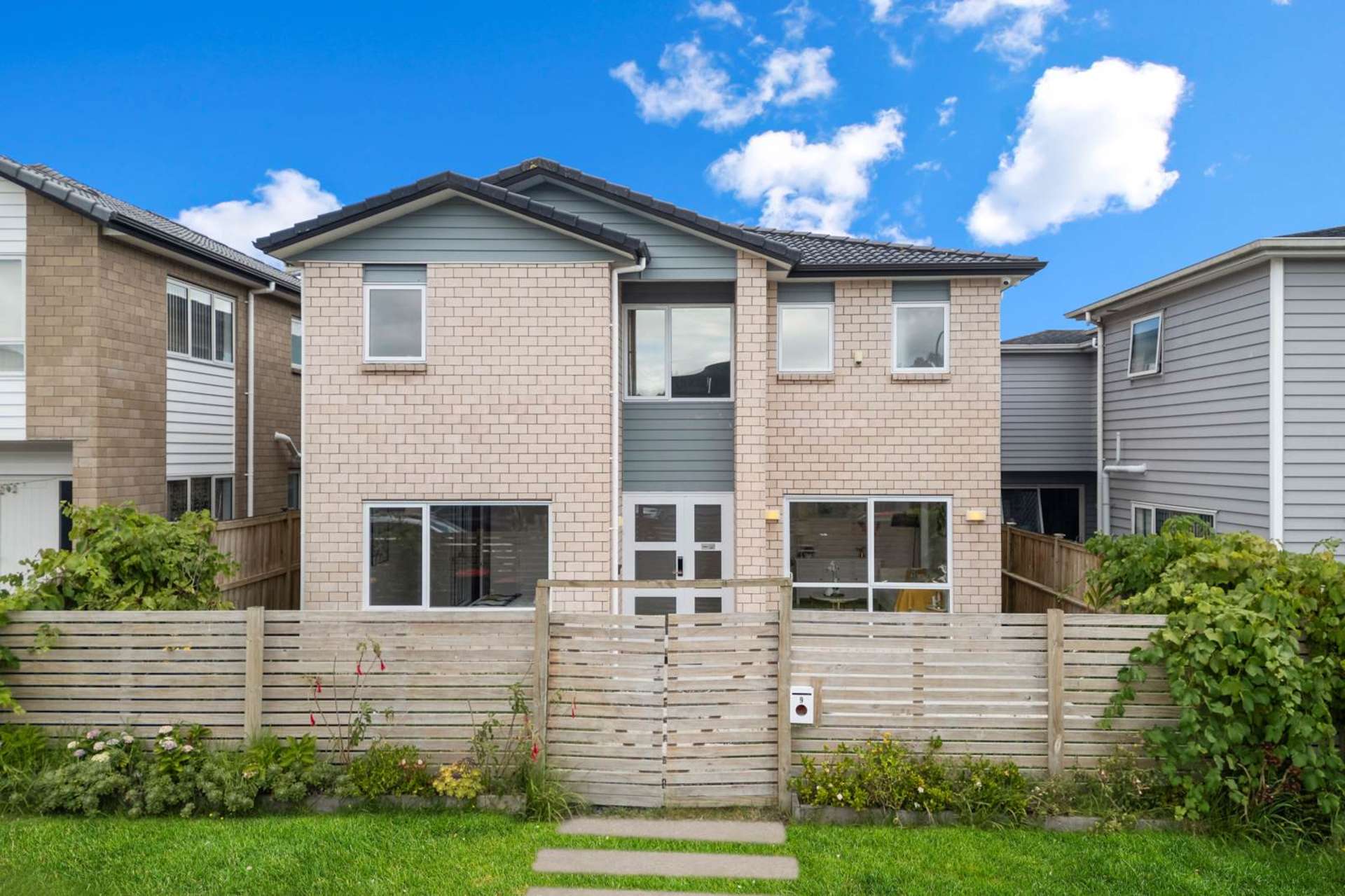 9 Fong Road Flat Bush_0