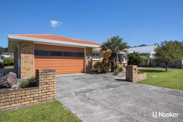 87 Beach Road Waihi Beach_3