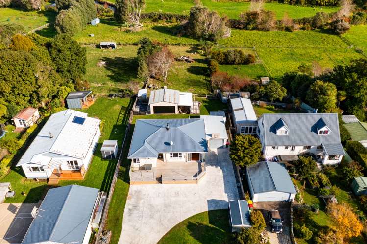 16 Cumming Street Okato_34