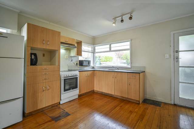 702E Park Road South Akina_4