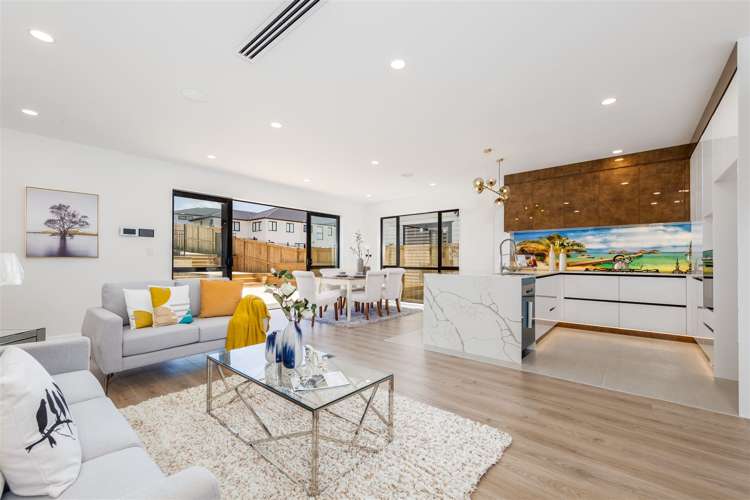 42 Dungloe Avenue Flat Bush_6