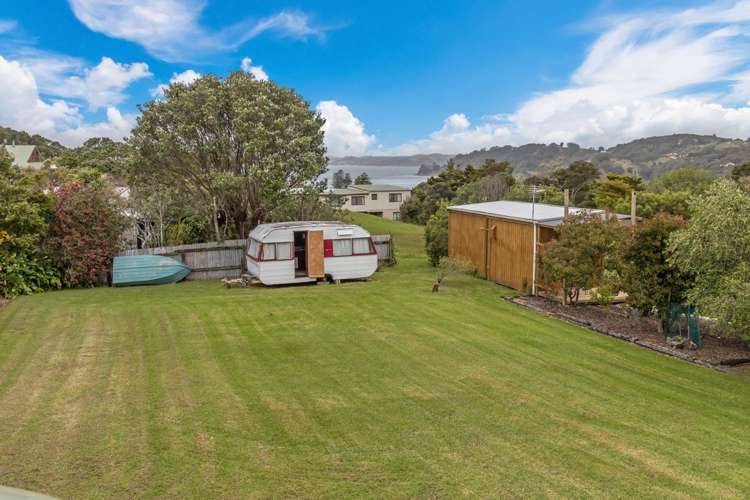 11 Leigh Road Leigh_19