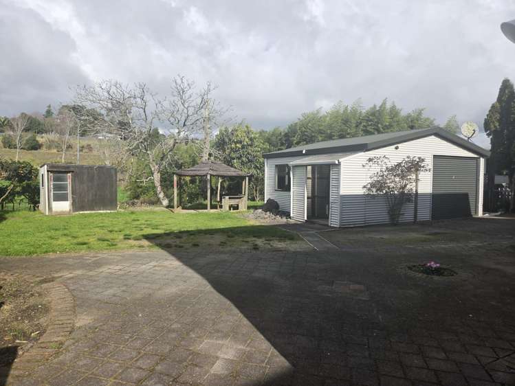 18 Olivine Street 11233_16