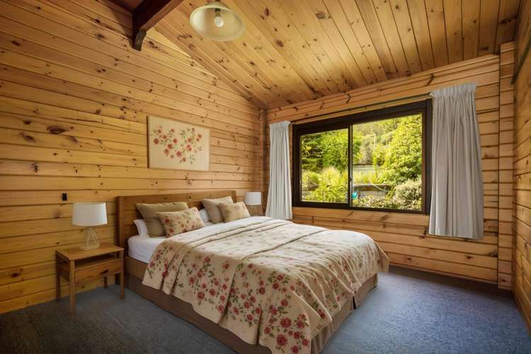 26 Shields Street Clyde_14