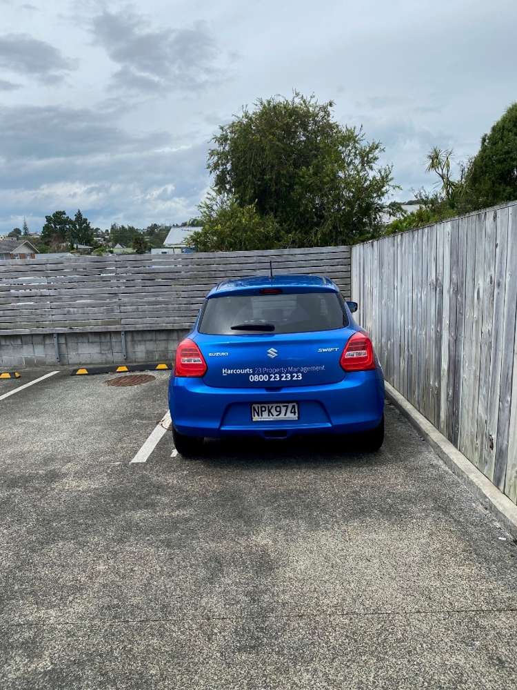 1 Kaneke Place Glen Eden_13