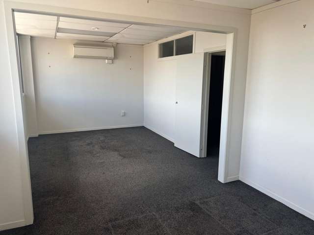 First Floor/21 East Tamaki Road Papatoetoe_3