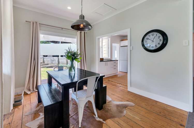 23 Karaka Street Helensville_11