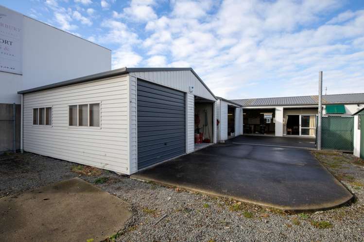 28, 30, 32 Lowe Street Addington_12
