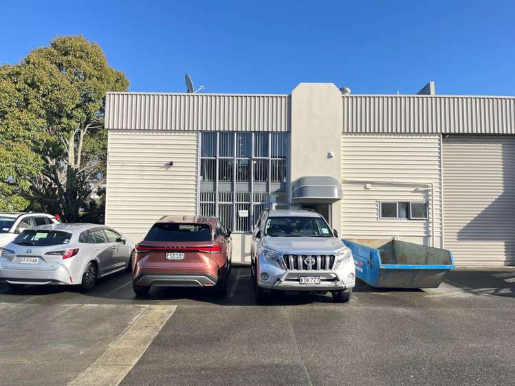 Unit 8/15 Vega Place_0