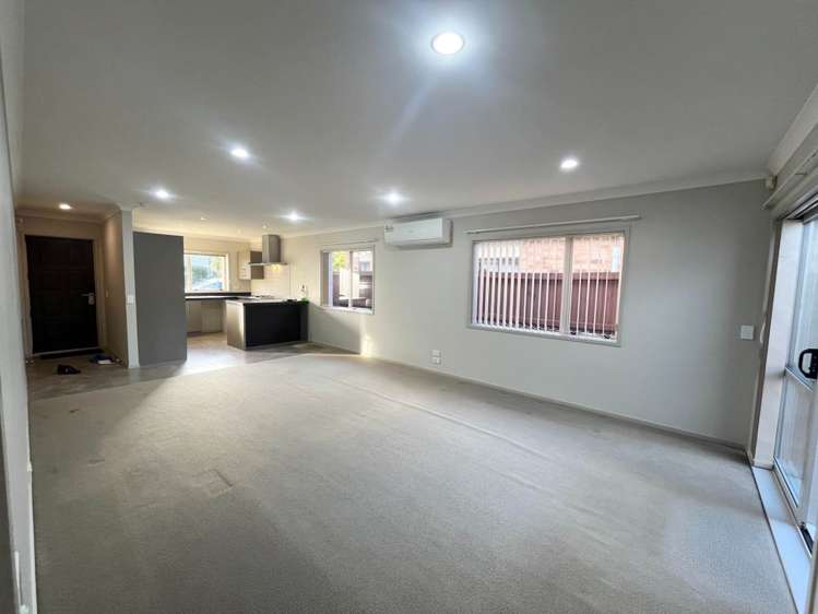 3 Villarosa Lane Flat Bush_2