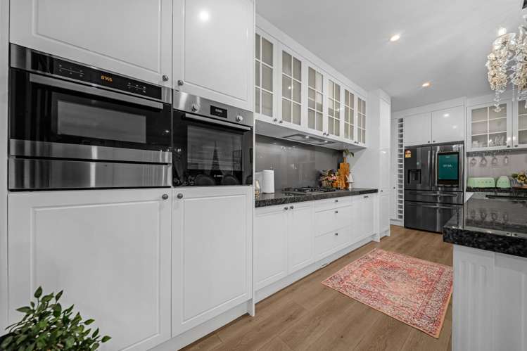 16 Lime Hill Rise Flat Bush_8