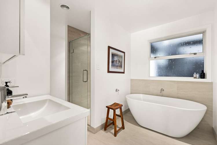 10 Charlton Road Te Awanga_24