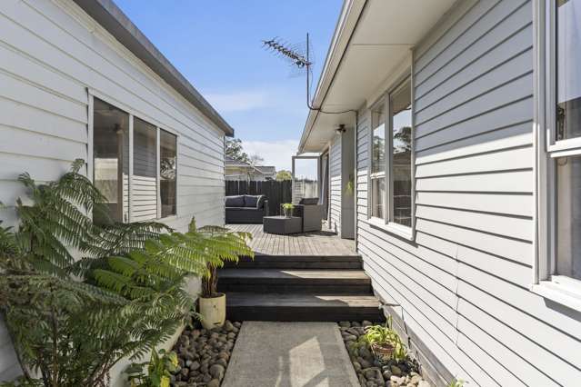 6 Archmillen Avenue Pakuranga Heights_3