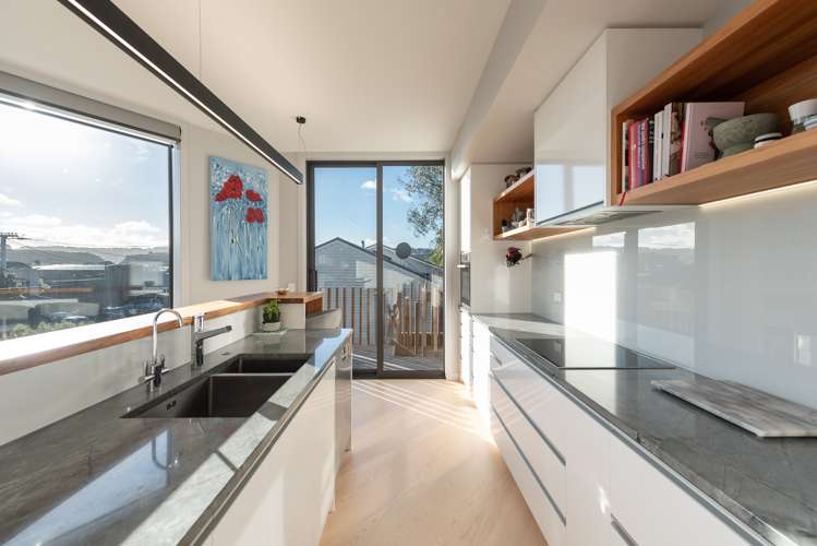 64 Ira Street Miramar_3