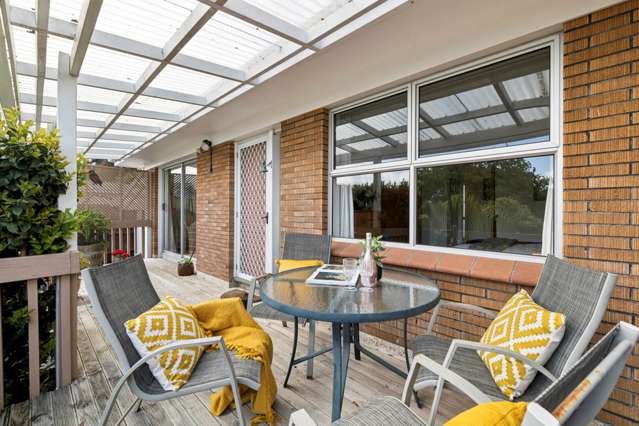 Flexible Living in a Prime Location!