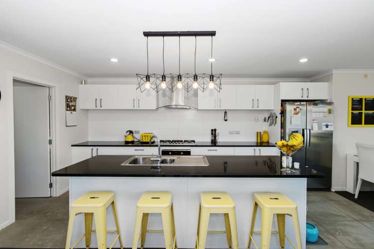 24 Sirius Crescent Rototuna North_6