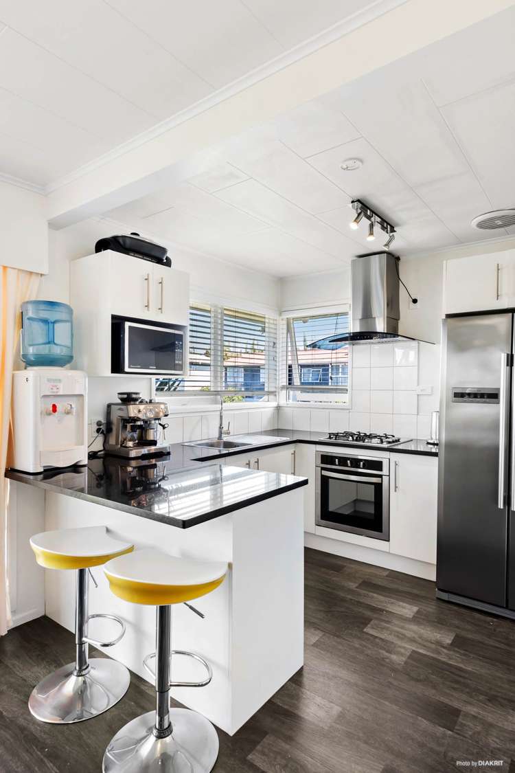 11 Rush Place Mangere_12