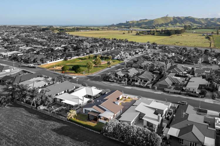 81 Oriental Parade Papamoa_6