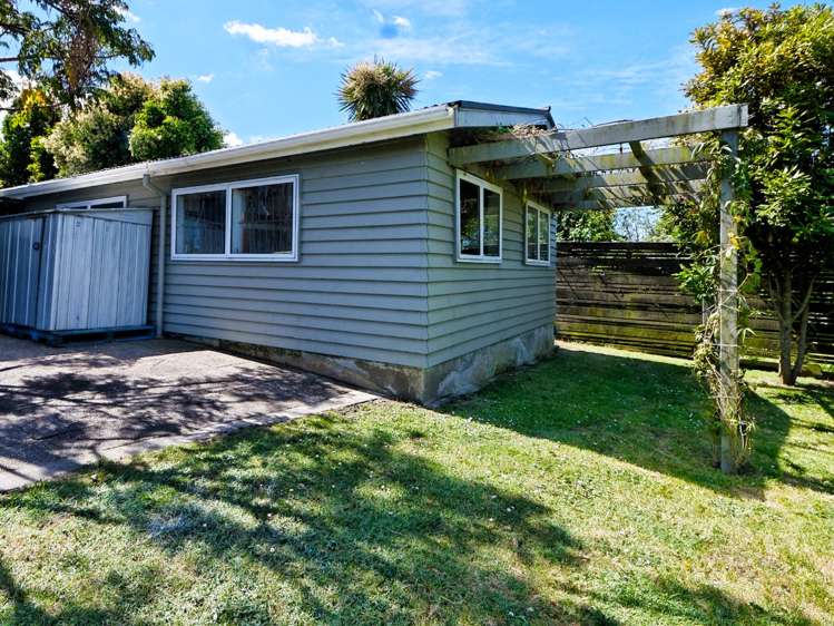145 Tirimoana Road Te Atatu South_15