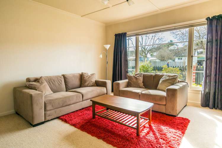 16 Glen Street Marchwiel_2