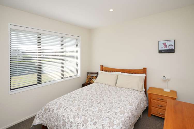 52 Faulks Drive Lincoln_17