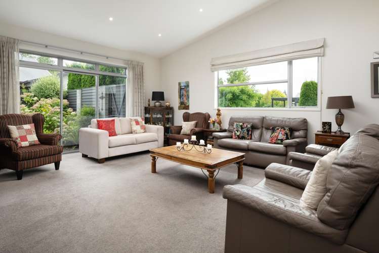 23 Covent Gardens Springlands_7