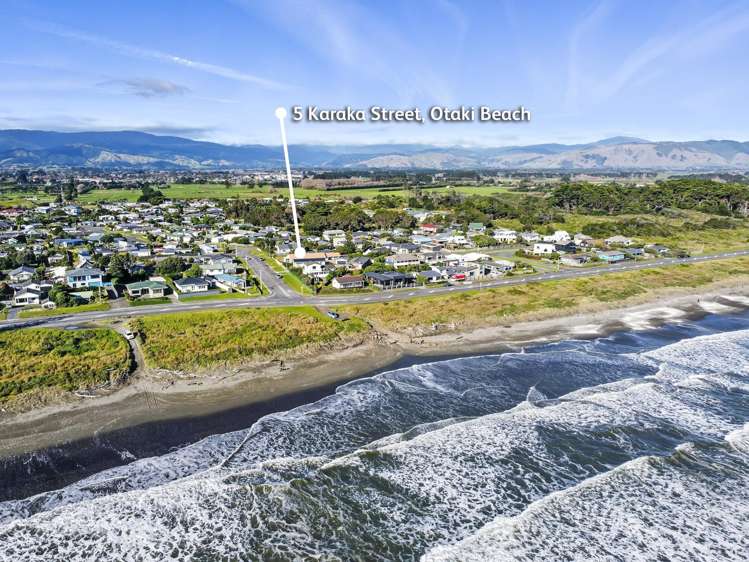 5 Karaka Street Otaki Beach_43