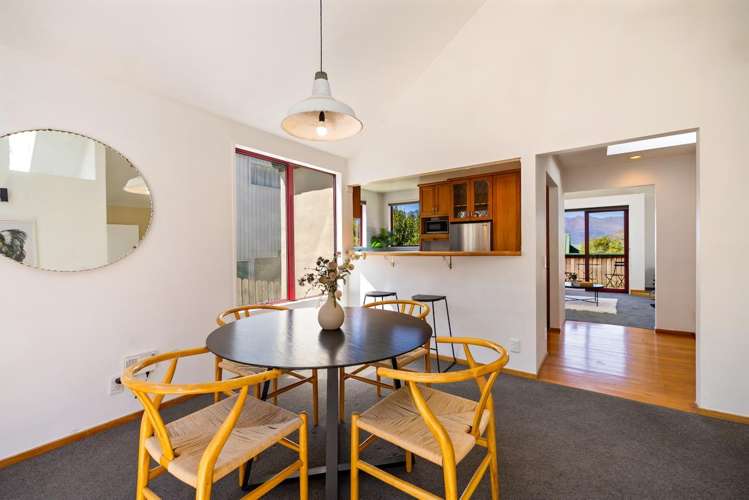 22B Evergreen Place Sunshine Bay_2
