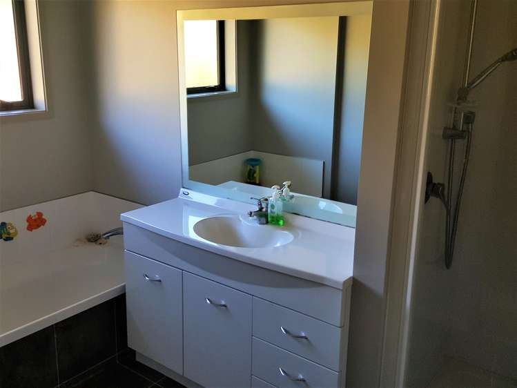 136 Stratford Drive Cable Bay_19