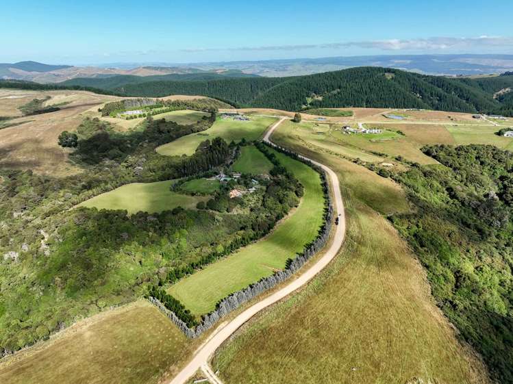 36 Kahu Ridge Taieri Mouth_15