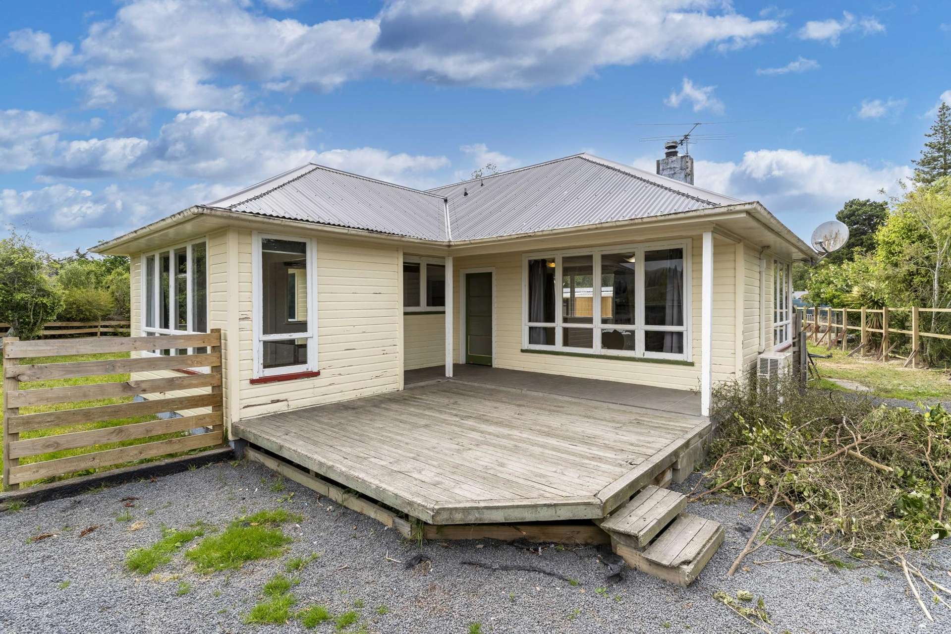12 Kennard Crescent Karitane_0