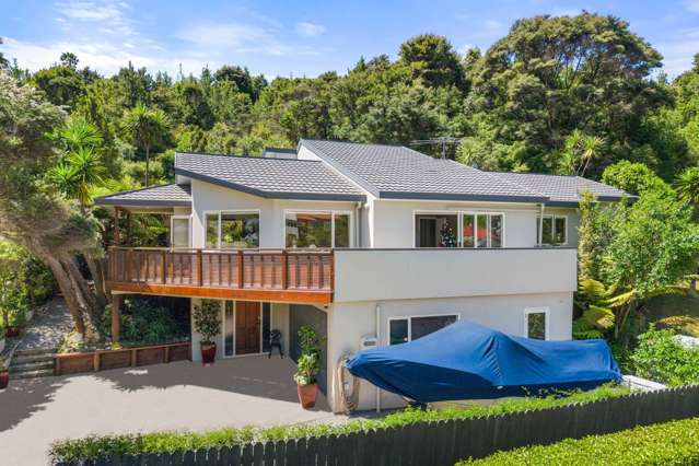 Your Private Sanctuary Backing Onto Parkland