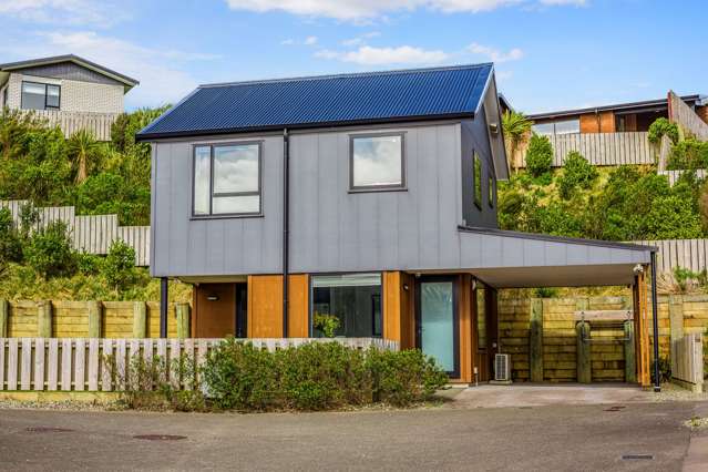 Stand-Alone, Sun-Filled & Move-In Ready!