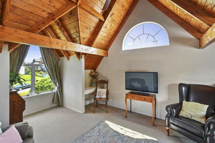 35 Eugenia Rise Totara Heights_13