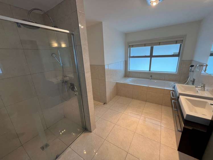 219b Hill Road The Gardens_11