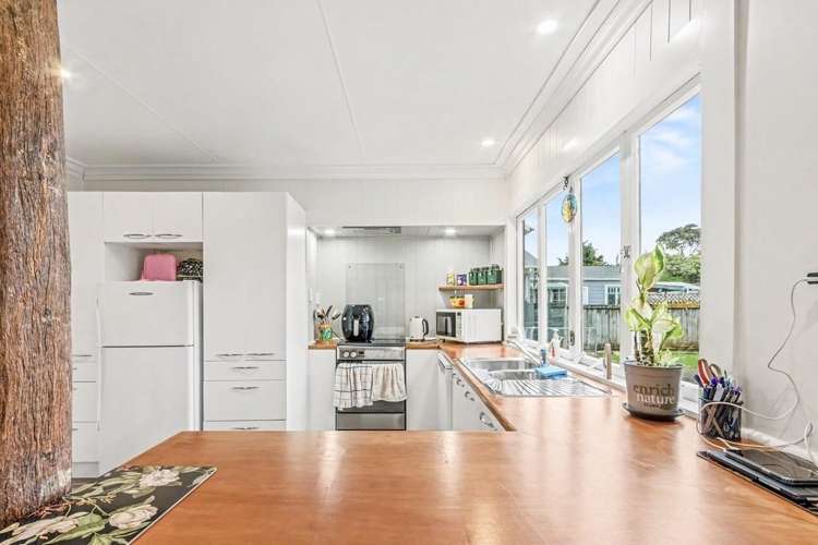 12 Hunia Street_5