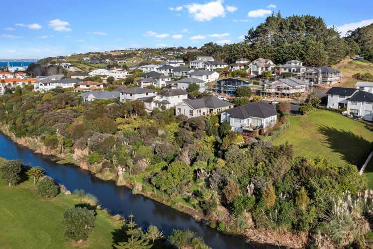 8 Bella Vista Drive Gulf Harbour_19